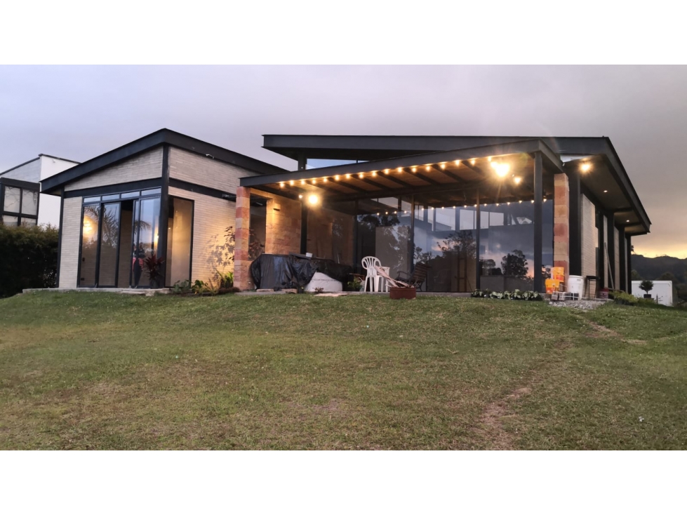 Casa en Renta Amoblada en Llanogrande