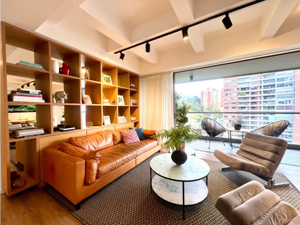 Apartamento Amoblado en Arriendo en El Poblado parte Alta