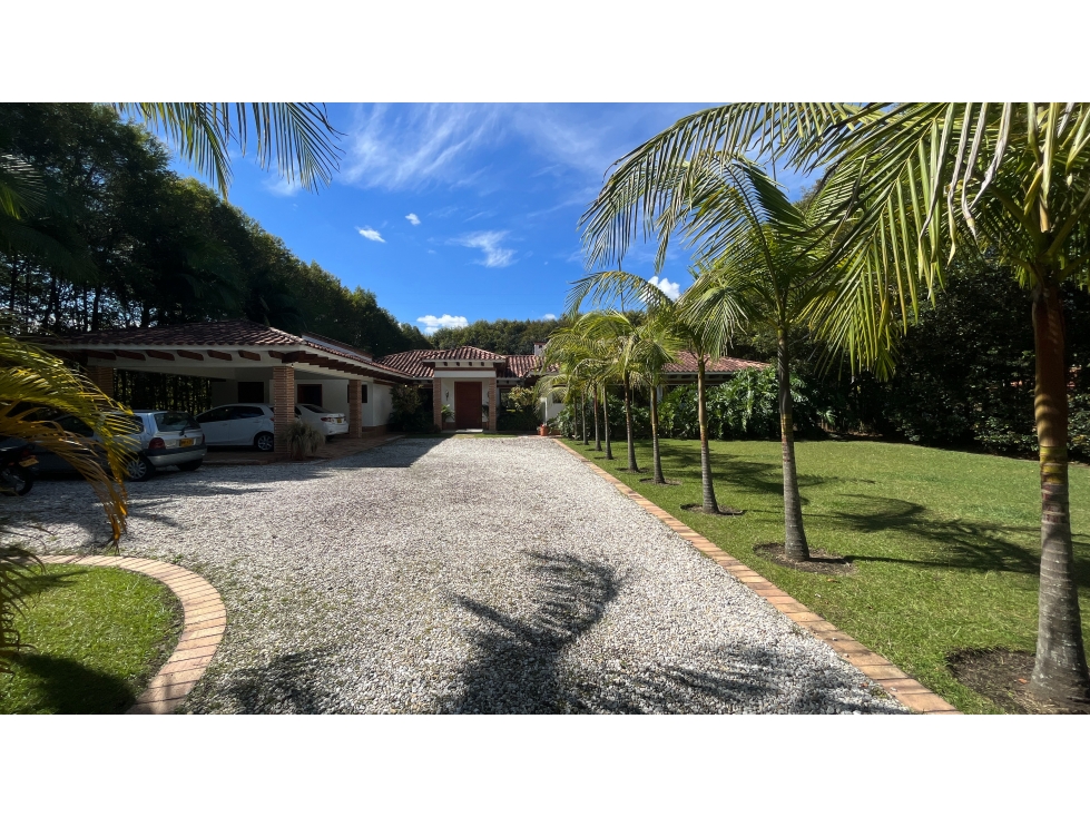 Casa en Arriendo Amoblado en El Corazón de Llanogrande - 6