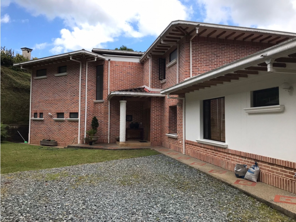 Casa en Arriendo en El Retiro sector La Fe - 2