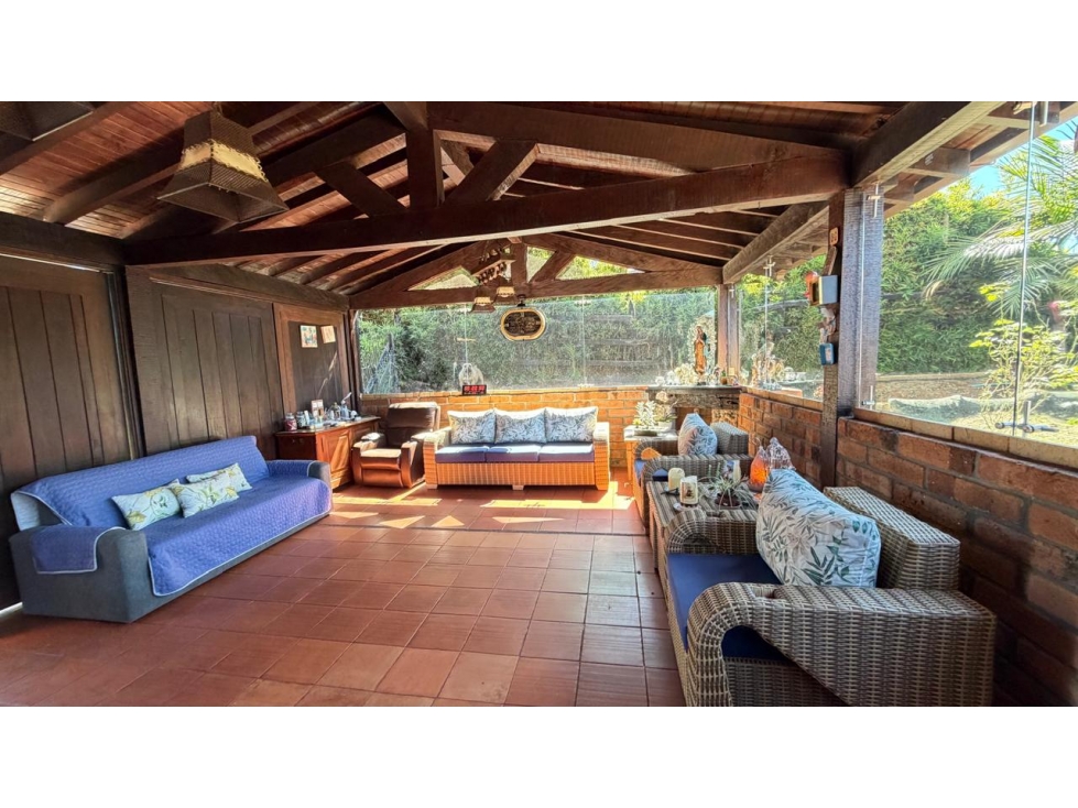 Casa Campestre en Venta Vía la Ceja Rionegro con Pesebreras — foto 5