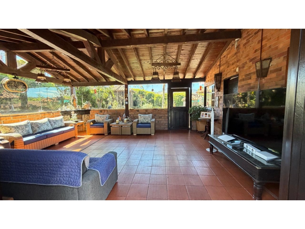 Casa Campestre en Venta Vía la Ceja Rionegro con Pesebreras — foto 4