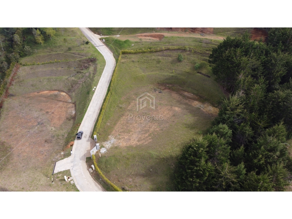 Lote para la Venta en Llanogrande Pontezuela - 4