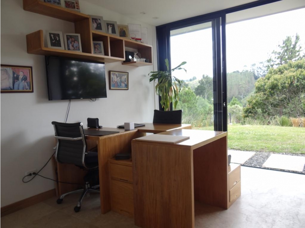 Casa para la Venta en El Retiro Antioquia - 5