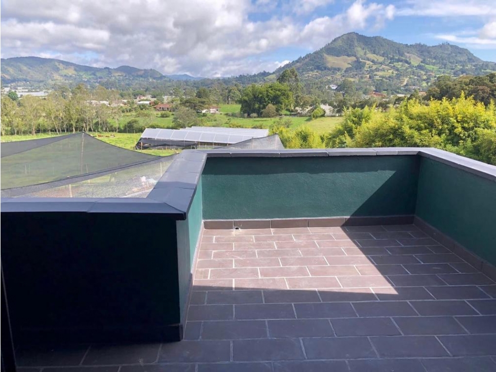 Casa Campestre para Arriendo en La Ceja - 3