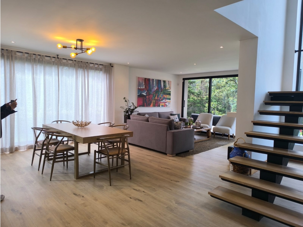 Casa en Arriendo Amoblada en El Retiro