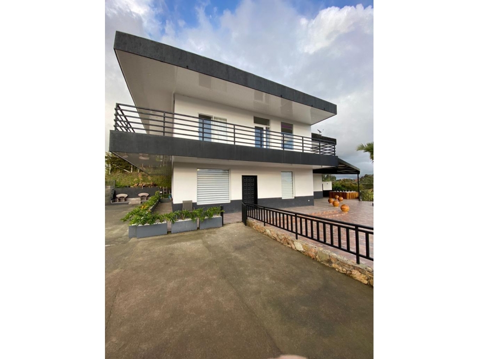Casa Amoblada en Arriendo en San Vicente — foto 2