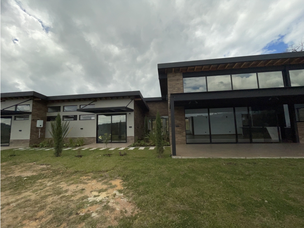 Casa en Arriendo en el Retiro sector Pantanillo — foto 2