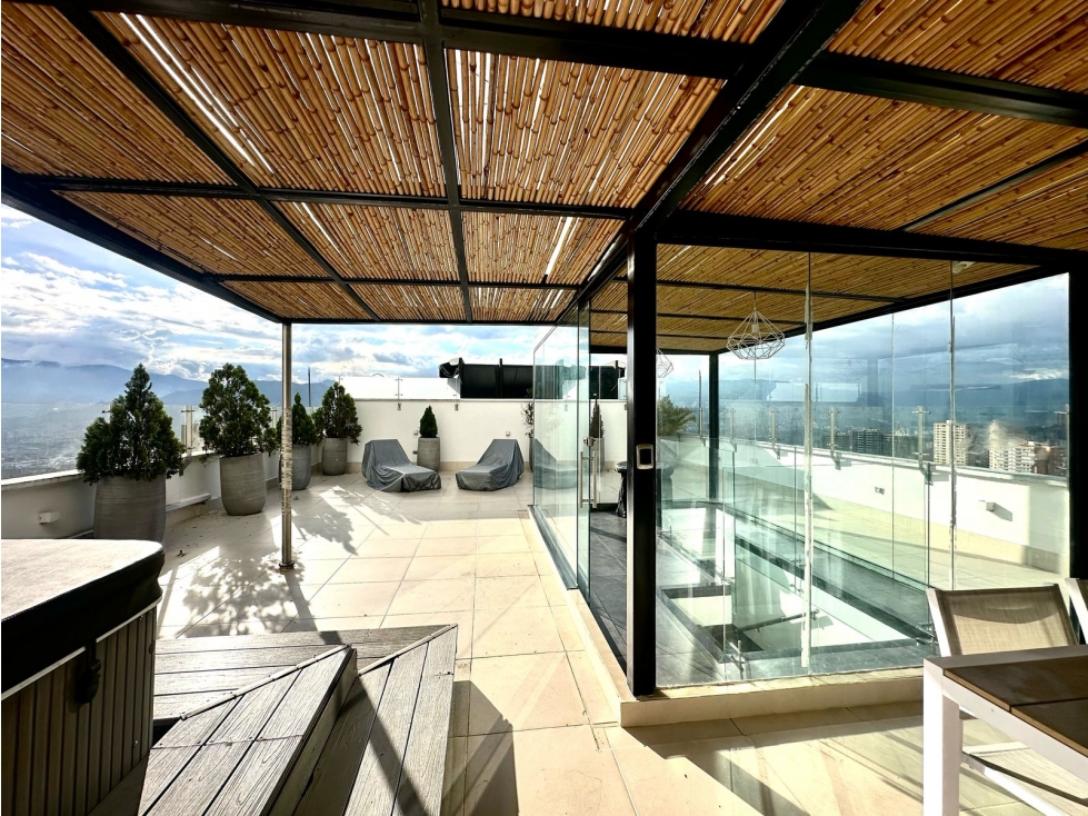 Apartamento Penthouse en Venta en El Poblado — foto 3