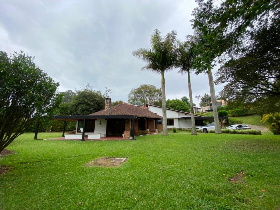 Casa Campestre en Arriendo Llanogrande - 2