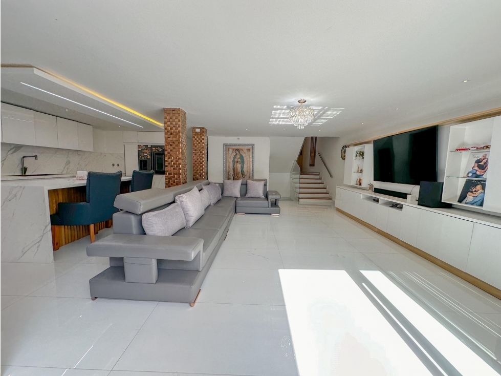 Casa en Arriendo Amoblada en el Alto de Palmas