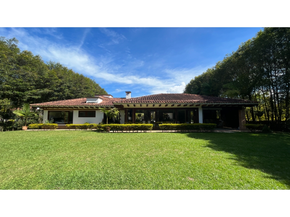 Casa en Arriendo Amoblado en El Corazón de Llanogrande - 4