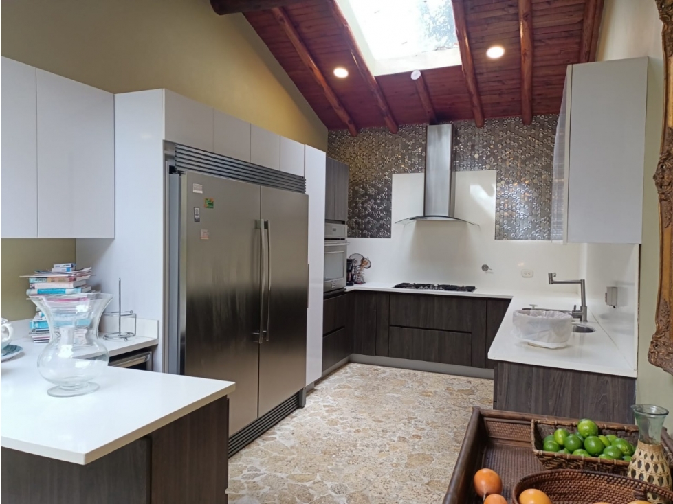 Casa en Arriendo Amoblada en El Retiro - 2