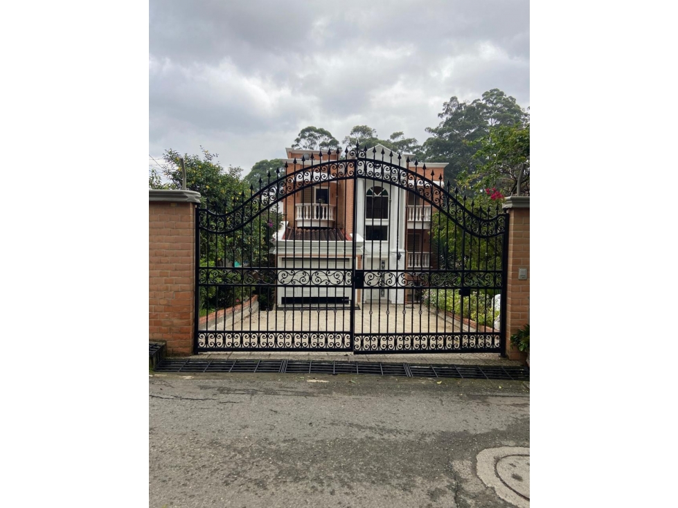 Casa en Arriendo en Envigado — foto 2