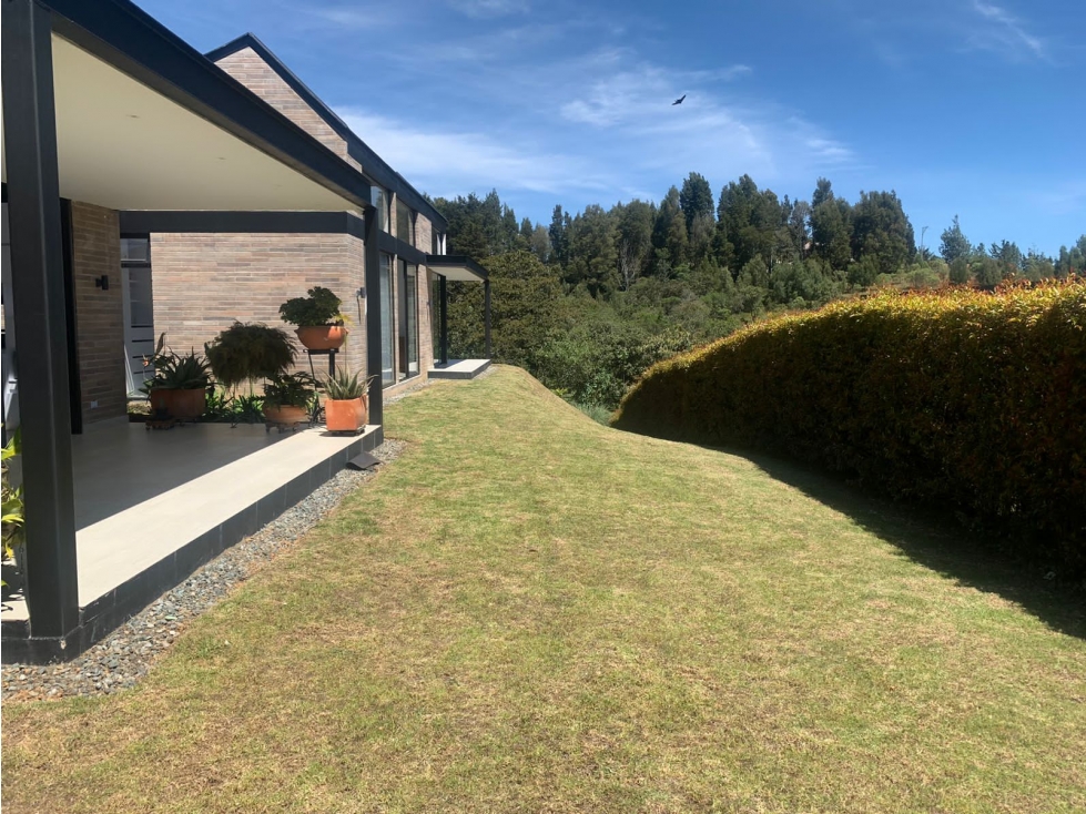 Casa en Arriendo en el Alto de Las Palmas — foto 6
