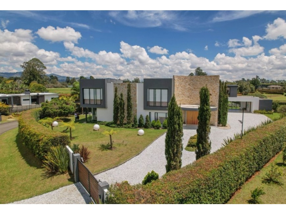 Casa en Arriendo Amoblado en Llanogrande