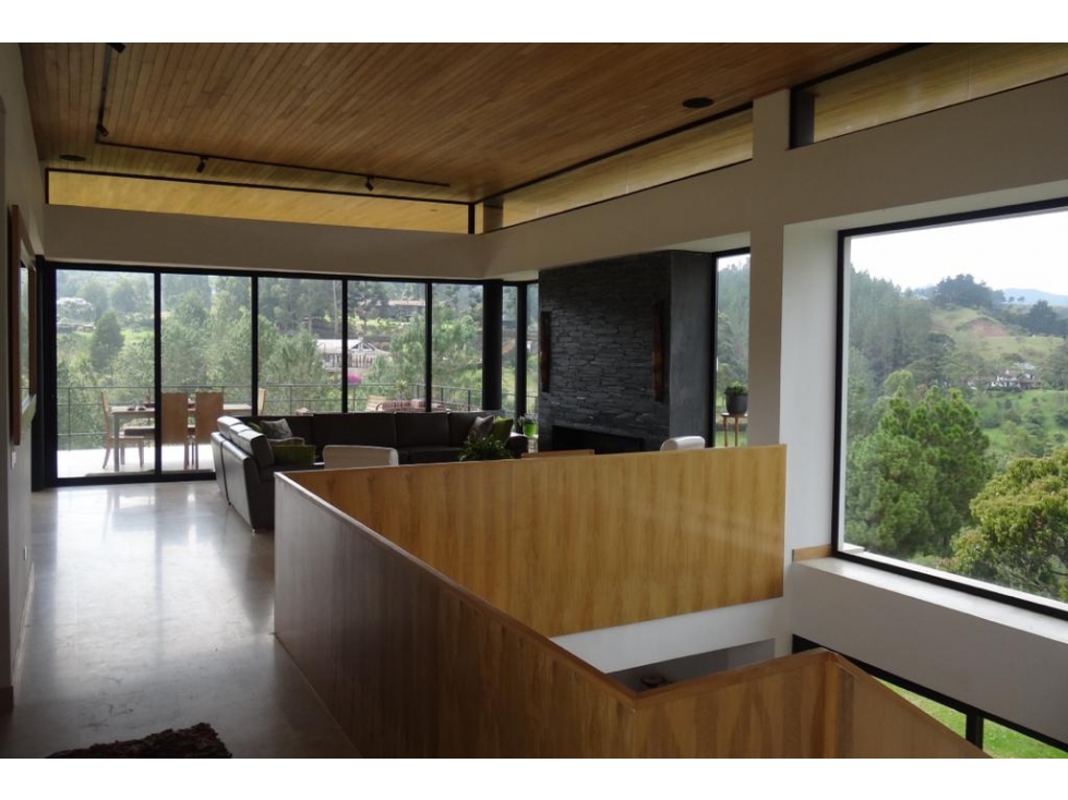 Casa para la Venta en El Retiro Antioquia - 2