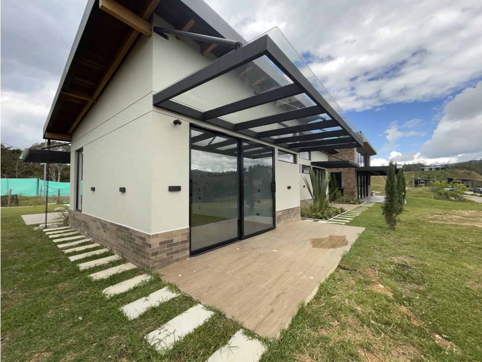 Casa en Arriendo en el Retiro sector Pantanillo — foto 3