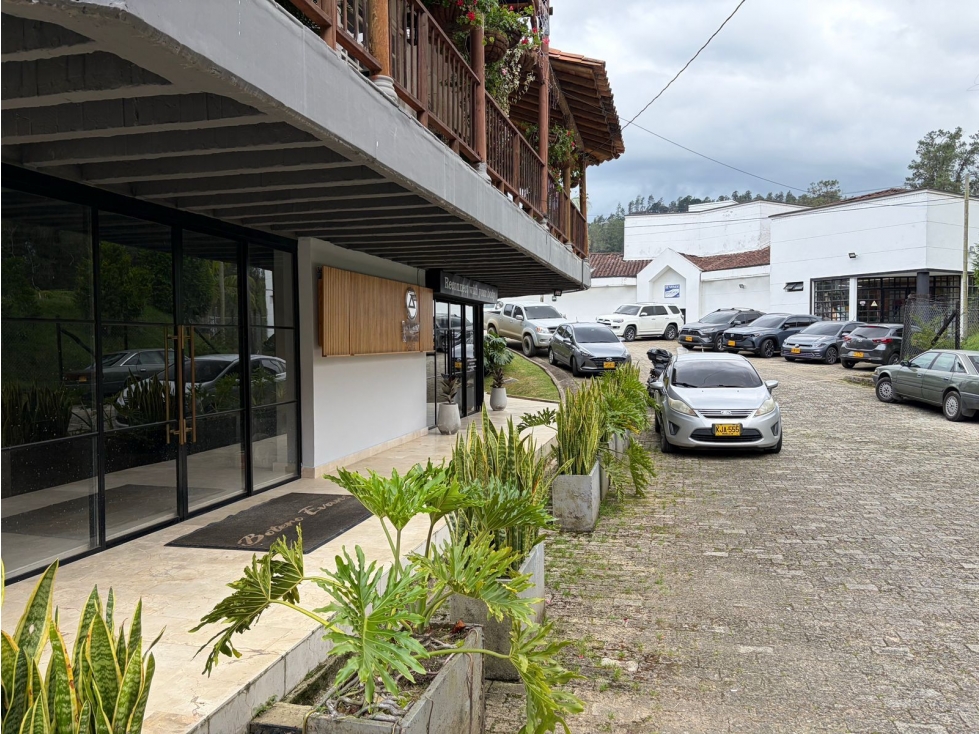 Local Comercial en Venta en el Retiro - 4