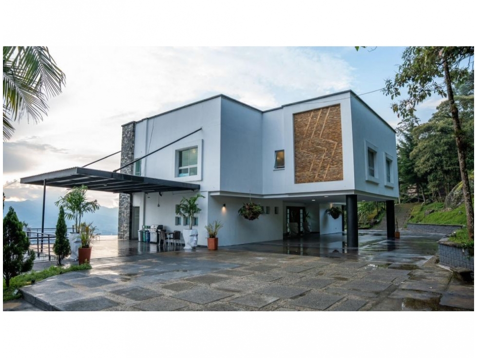 Casa en Venta en Envigado