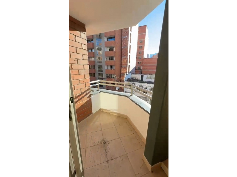 Apartamento en Venta en Laureles — foto 4