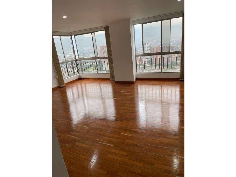 Apartamento en Arriendo en El Poblado
