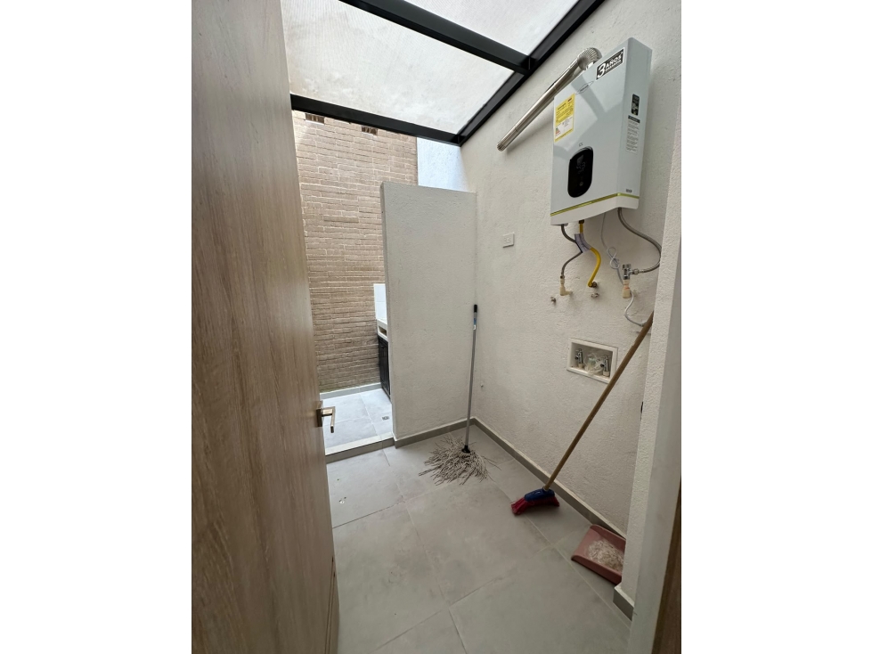 Casa en renta para estrenar - San Antonio de Pereira — foto 3