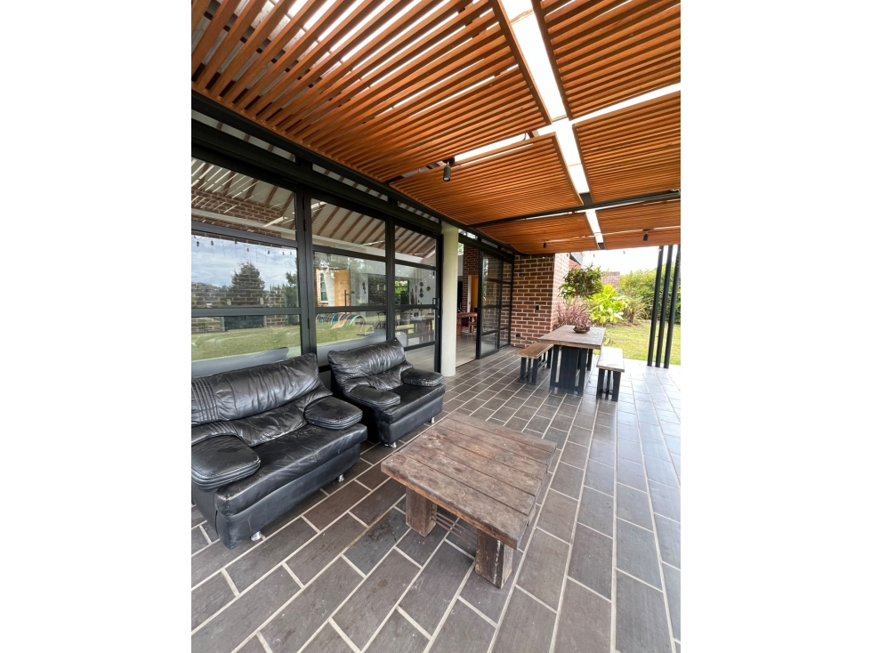 Casa Campestre en Arriendo en Guarne - 4