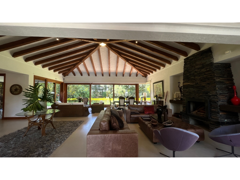 Casa en Arriendo Amoblado en El Corazón de Llanogrande - 3