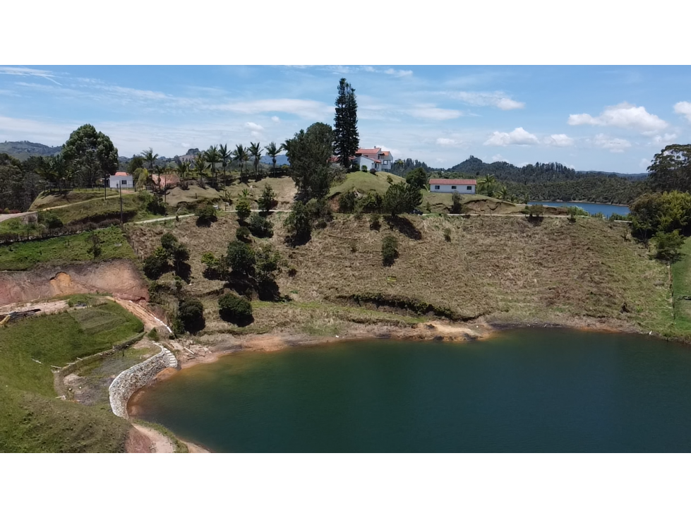 Lote para la Venta en Guatapé - 1