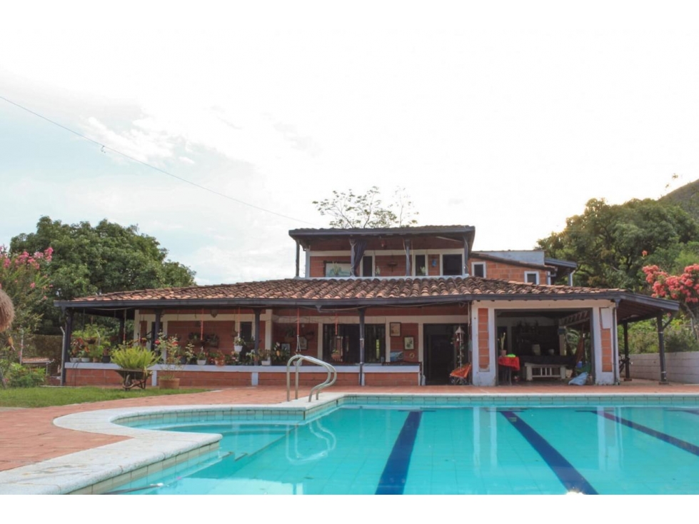 Casa Finca en Venta en Barbosa sector Hatillo - 1