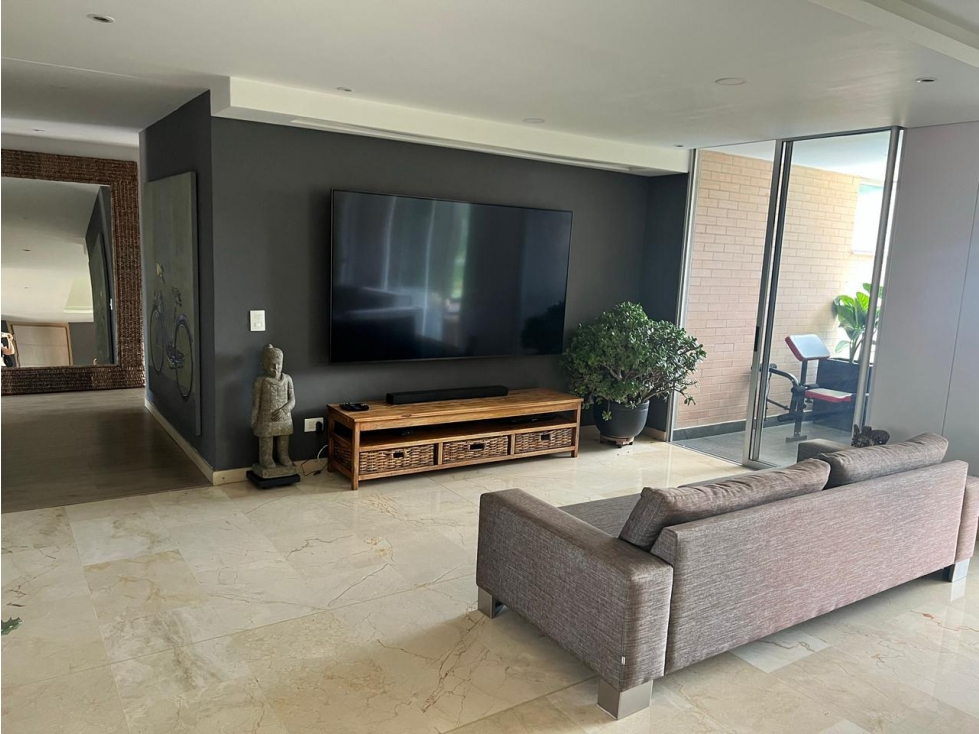 Apartamento Amoblado en Arriendo en El Poblado Tesoro — foto 3