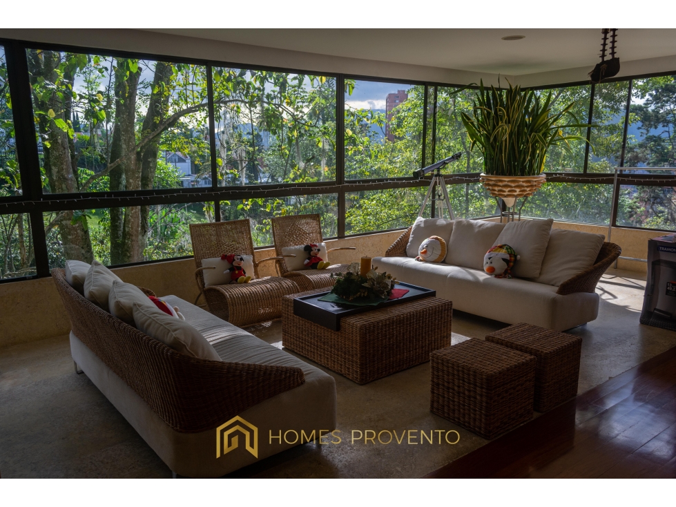 Apartamento para Venta en Medellin Poblado Sector Tesoro
