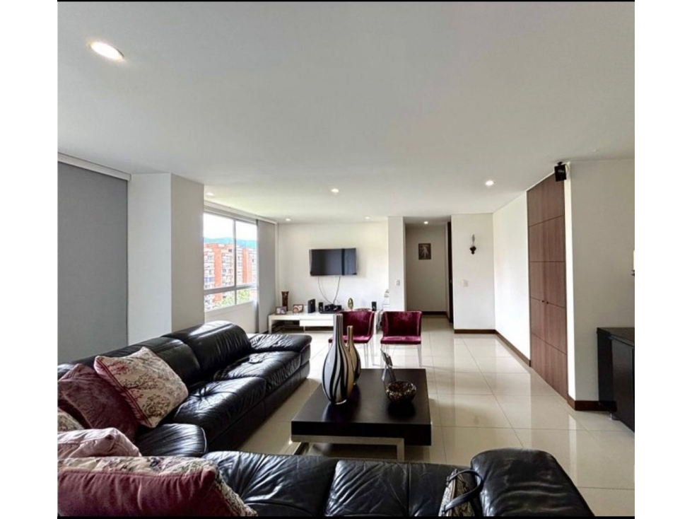 Apartamento en Venta en El Poblado Loma de Los Balsos — foto 3