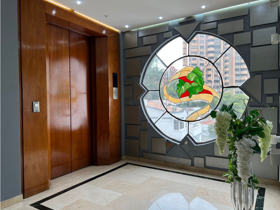 Apartamento Amoblado en Arriendo en El Poblado Milla de Oro — foto 3