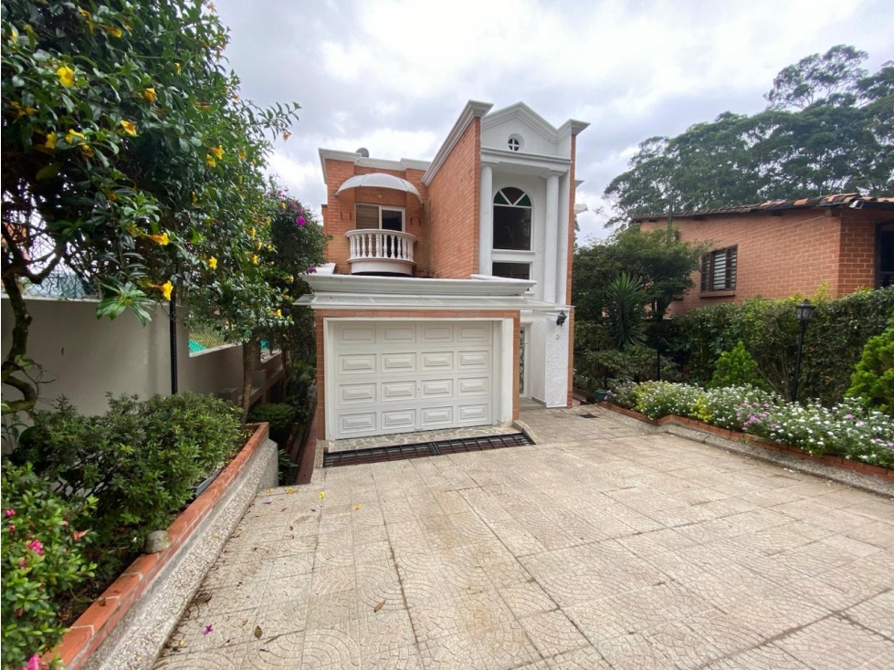 Casa en Arriendo en Envigado