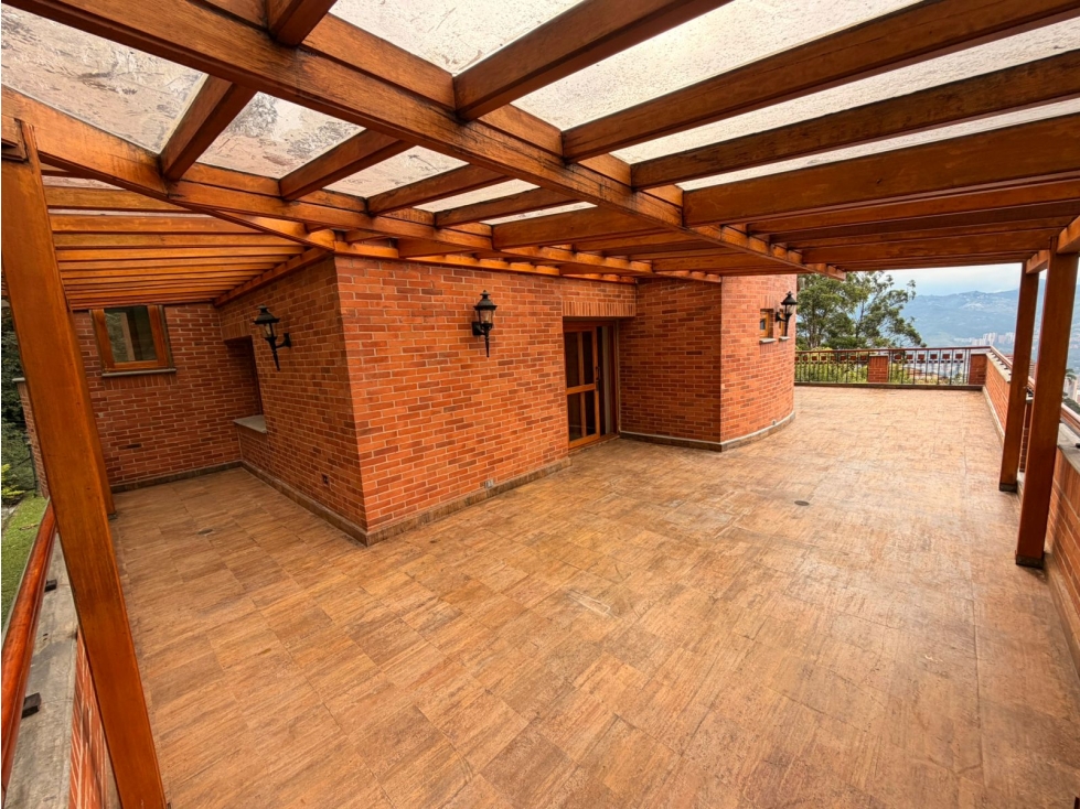 Casa en Venta en El Poblado sector La Calera — foto 4