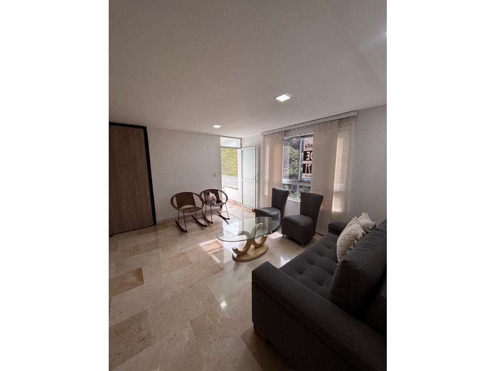 Apartamento en Venta en Laureles — foto 3