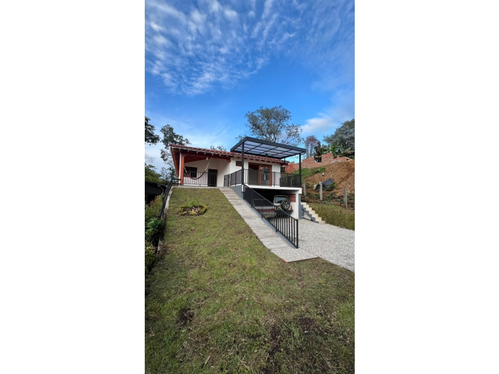 Casa Campestre en Arriendo Rionegro Sector Capiro