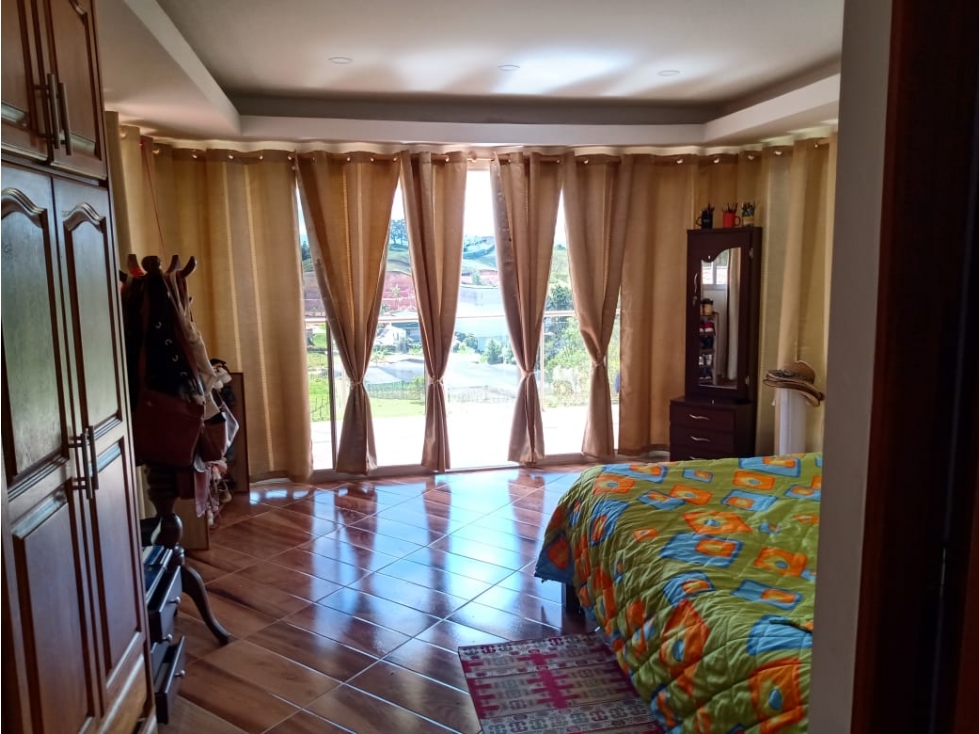 Casa para la Venta en el Carmen del Viboral - 4