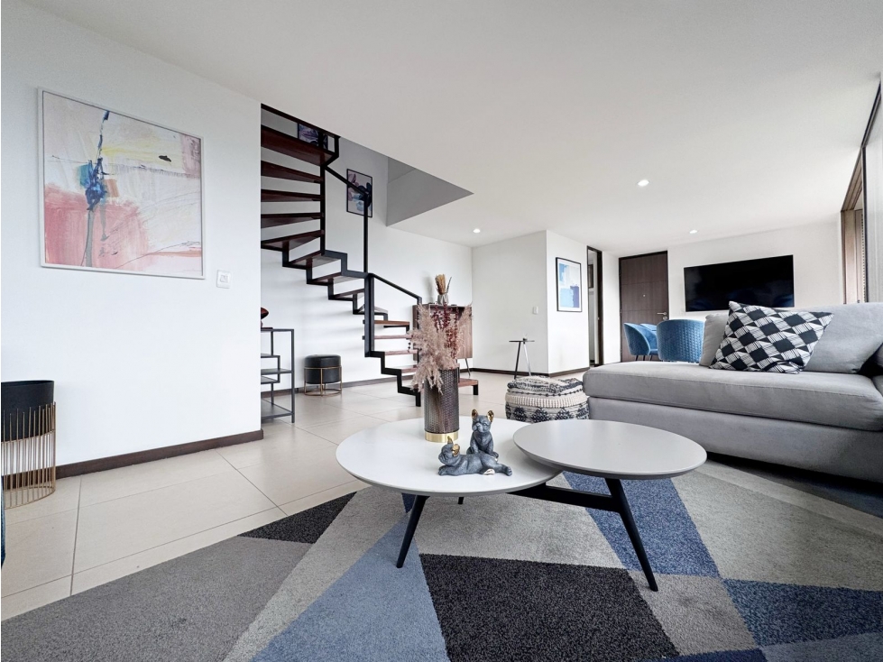 Apartamento Dúplex en Arriendo en Altos del Poblado