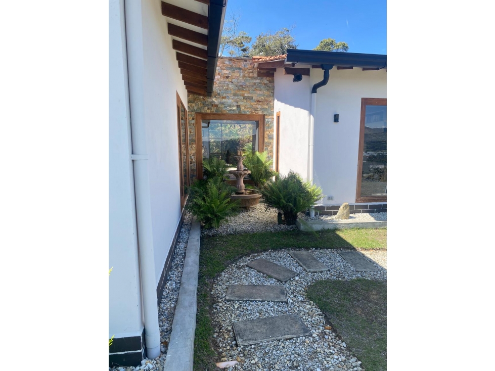Casa Campestre en Arriendo La Ceja — foto 6