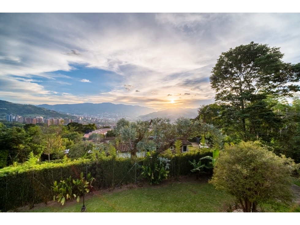 Casa con Piscina en Envigado Para Venta - Loma del Chocho — foto 6
