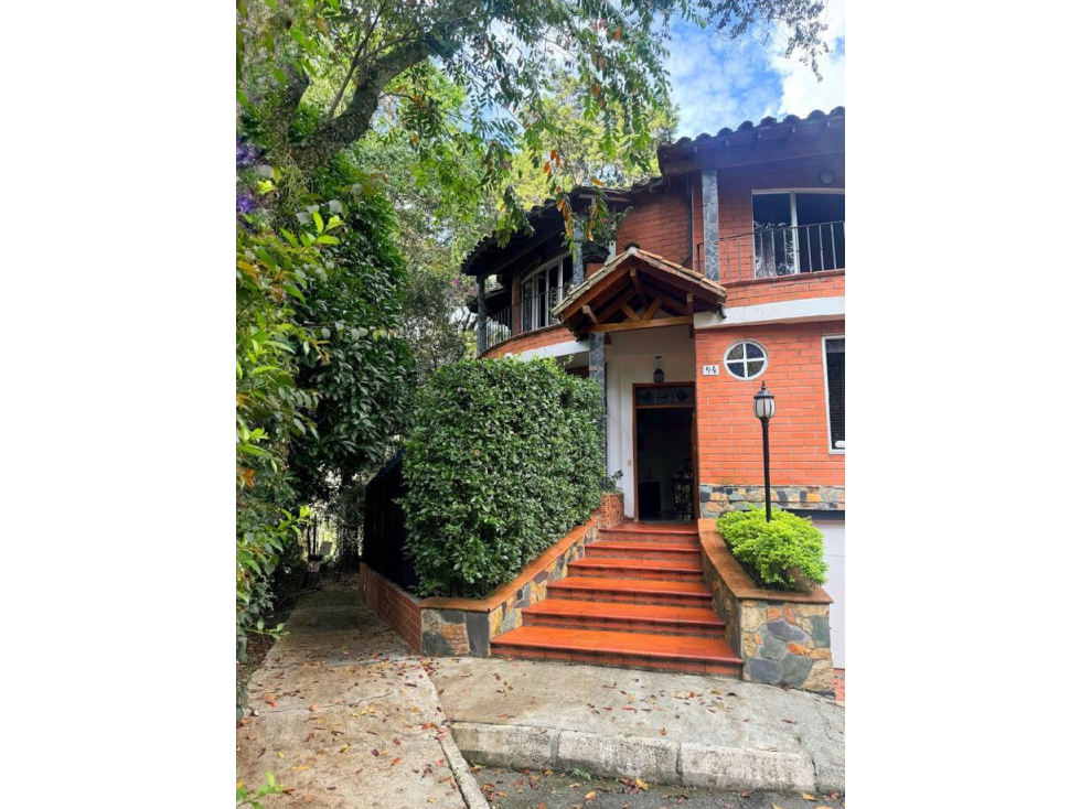 Casa en Venta en Sabaneta