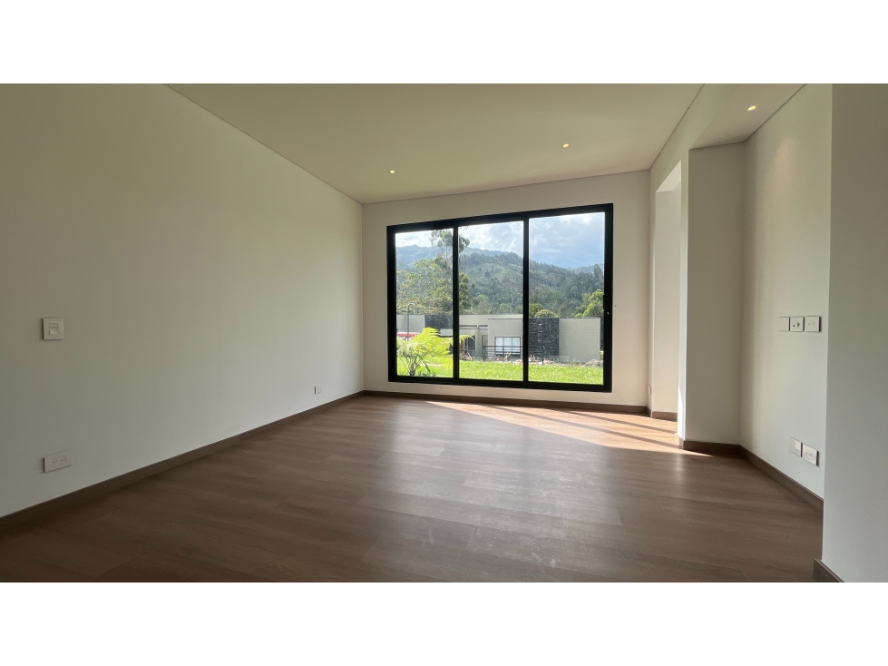 Casa para Venta en Fizebad El Retiro — foto 4