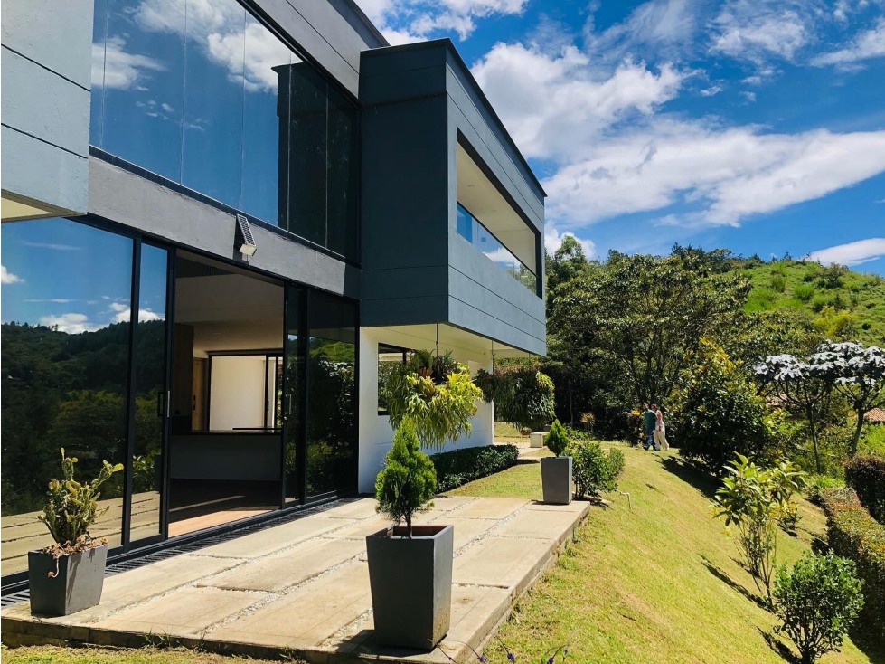 Casa en Arriendo en El Retiro