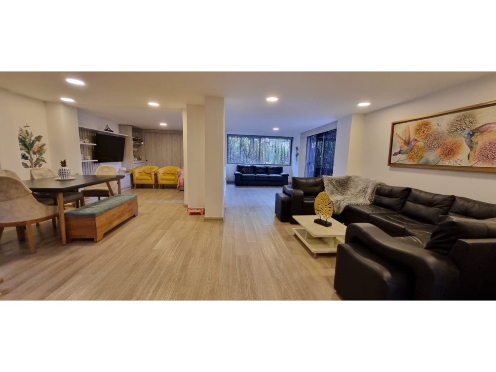 Casa en Arriendo en Envigado sector Loma del Escobero