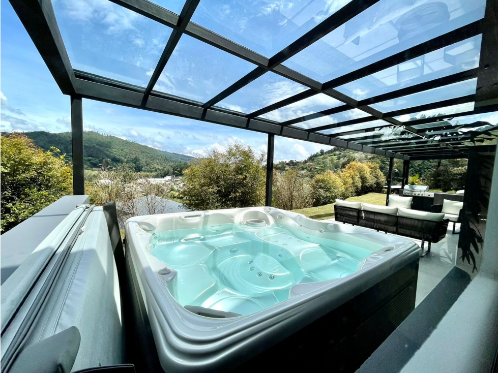 Casa para la Venta en el Retiro Antioquia