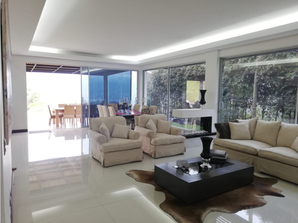 Casa para la Venta en el Retiro Antioqia - 3