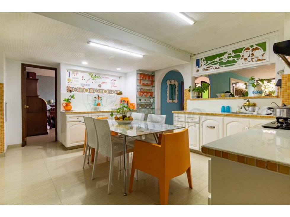 Apartamento para venta en El Poblado con precio de Oportunidad — foto 5